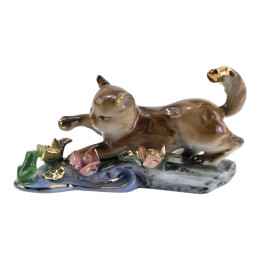 Кот фарфоровый (6,3х11,5х4 см)
