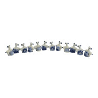 Porcelain goats (set of 12) (4.9 x 4 x 2.5 cm)
