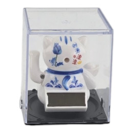 Кошка Манэки Нэко на солнечной батарее (6,4х5,4х5,4 см)