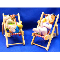 Собака у шезлонгу