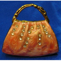 шкатулка золотая, сумка розовая